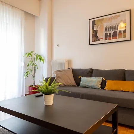 55 τ.μ. στο κέντρο με δωρεάν πάρκινγκ * Larissa